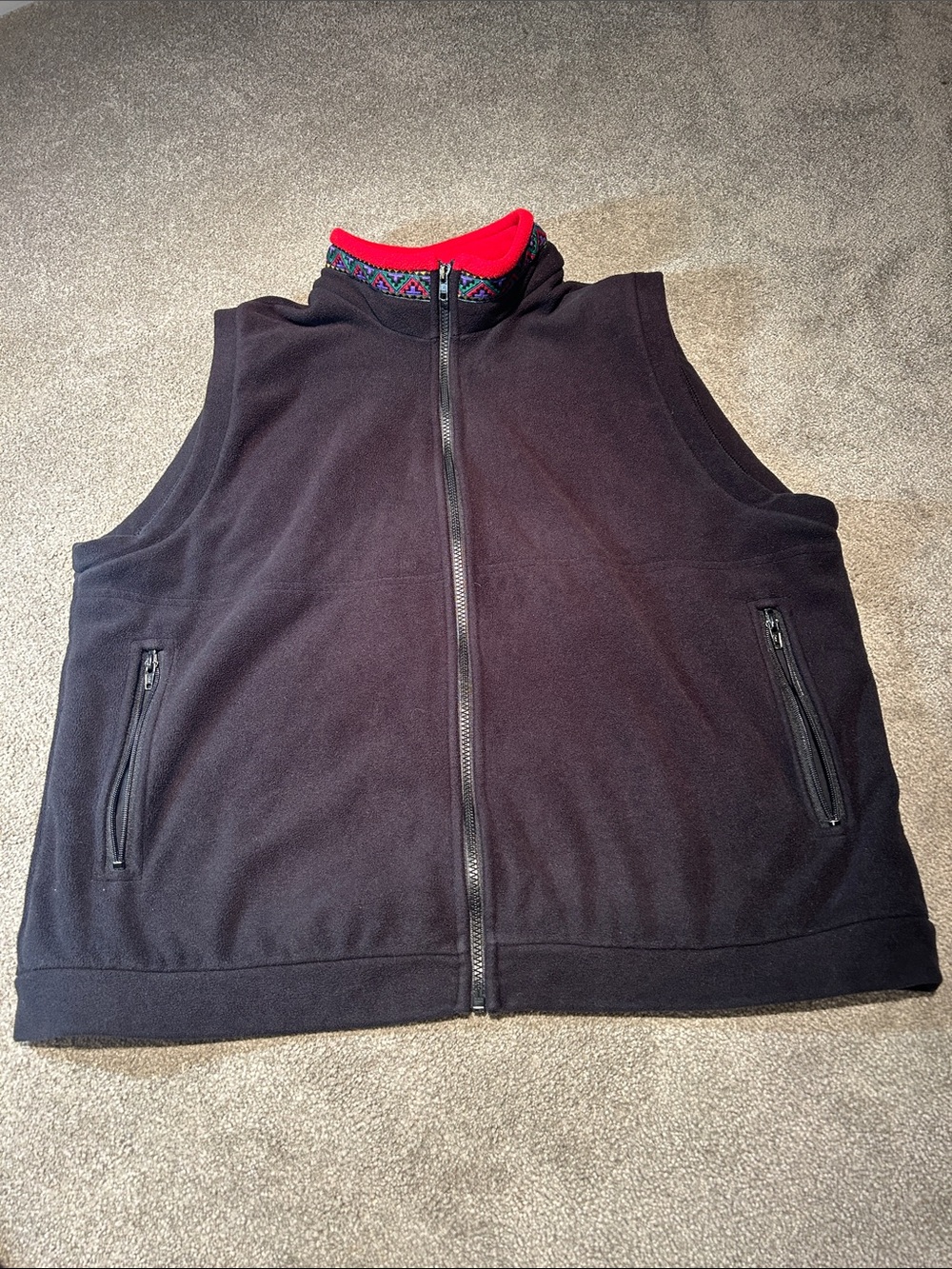 Vintage Men's Black Fleece Vest with Red-Trimmed Collar